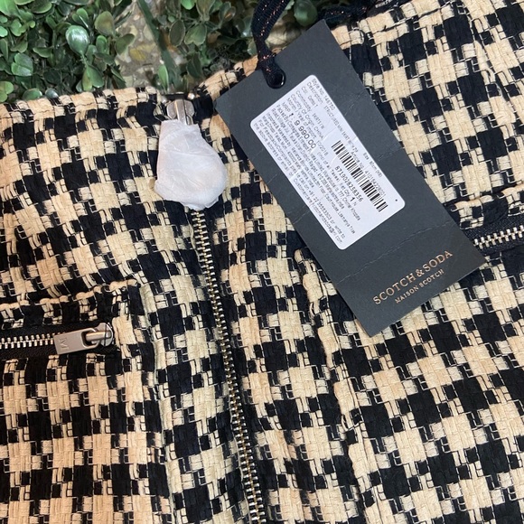 SCOTCH & SODA
MAISON SCOTCH- Skirt. Size- XS - Picture 9 of 11